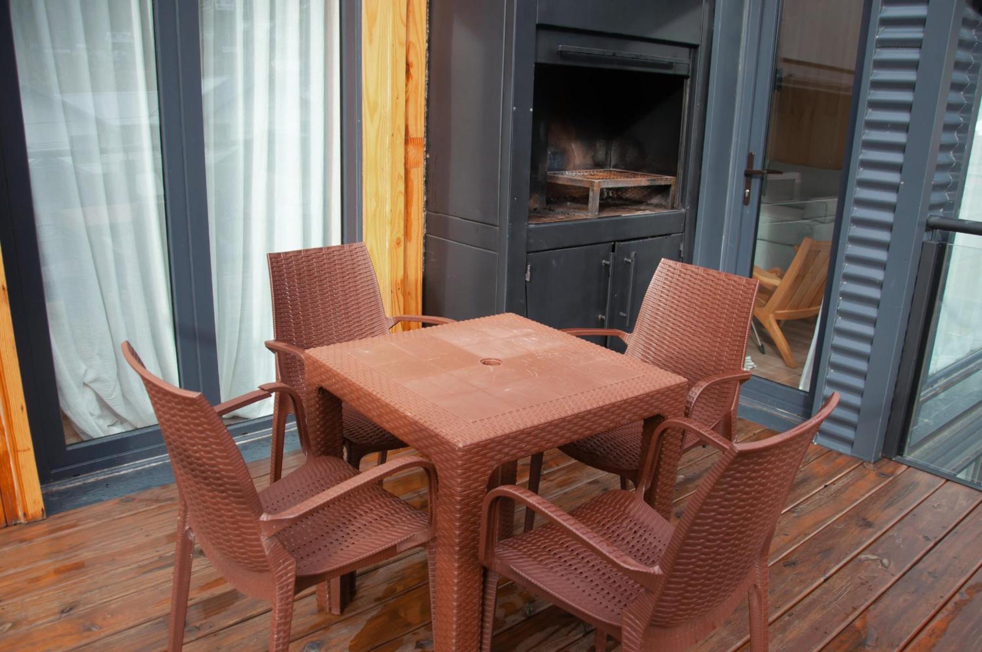 Haus Del Valle - Nordica San Martín de los Andes Eksteriør billede